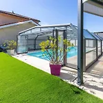 Casa Fernandes Avec Piscine Couverte