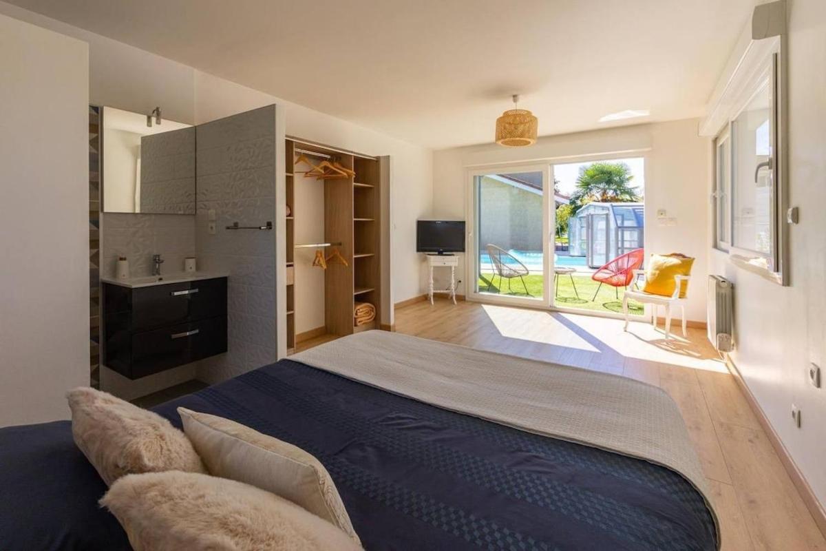 Vakantiehuis Casa Fernandes Avec Piscine Couverte Bourg-en-Bresse